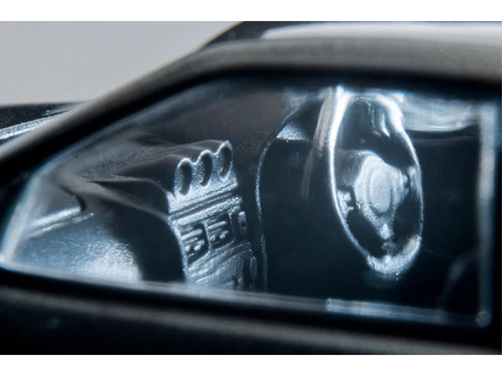 Tomica TLVN 1/64 Nissan Skyline 25GT-T with Accessories Silver